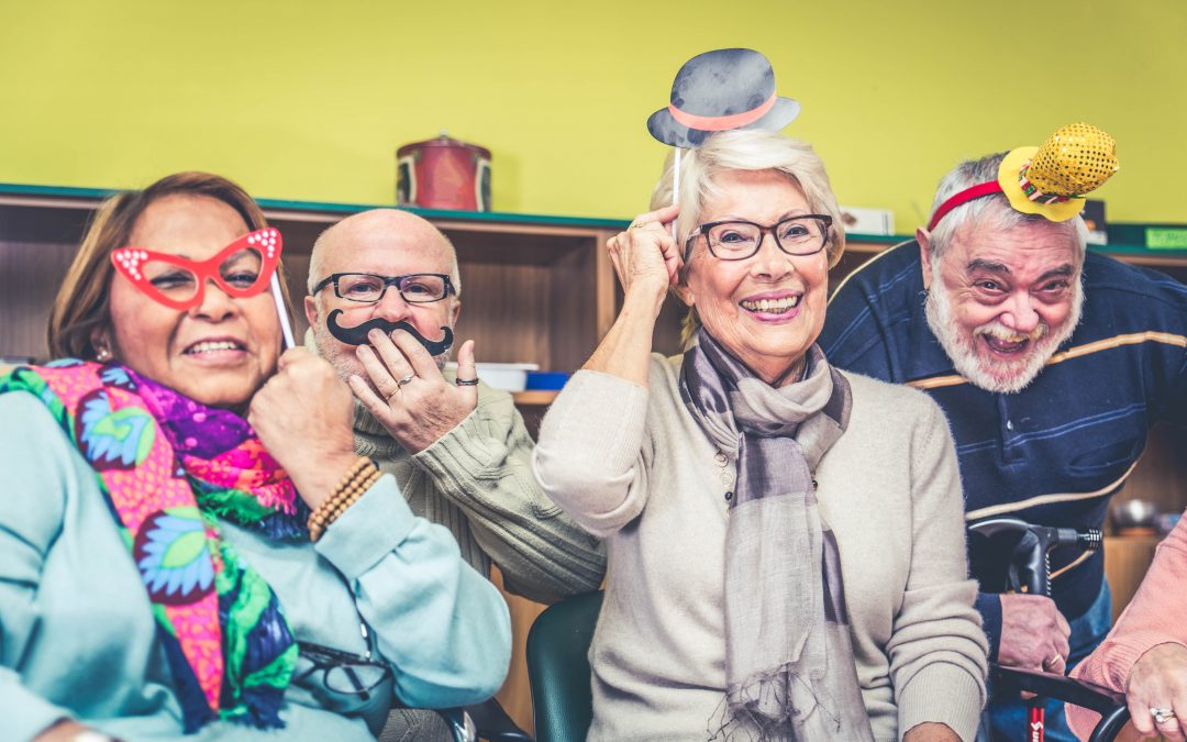 5 Benefits of Socialization for Seniors at Any Age